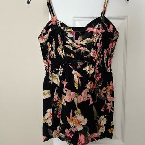 Cute Forever 21 contemporary romper size small,